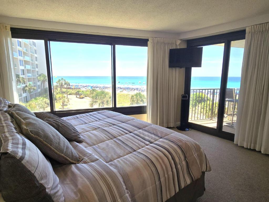 4048 Beachside One, Destin