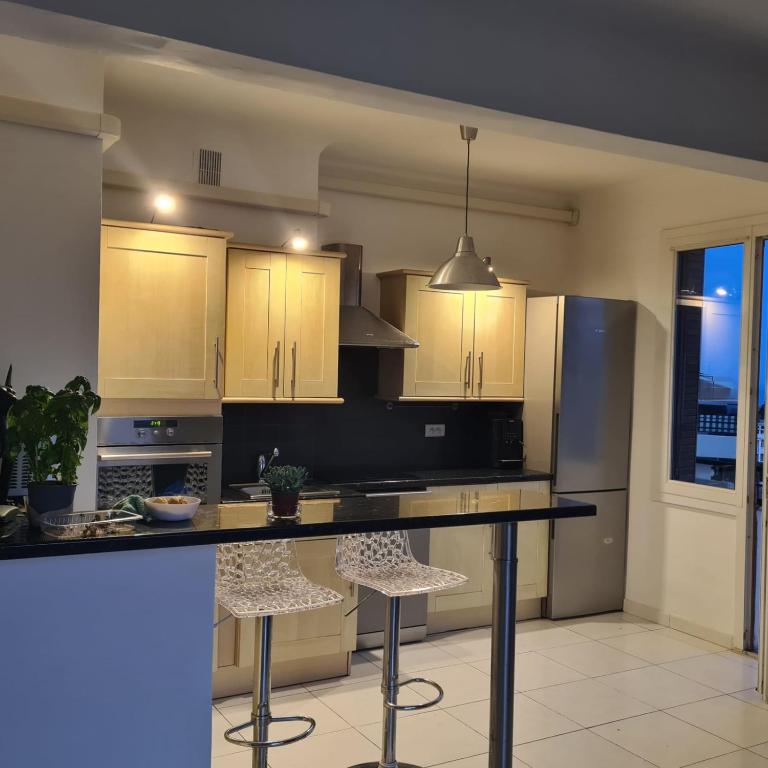 Beautiful 3-room apartment sea view - 4