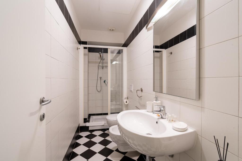 NEW OPENING! Near Vatican Free Netflix Domus Adriana - 3
