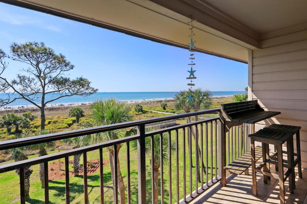 Unmatched Views at Seaside Villa Steps to the Sand, Hilton Head Island