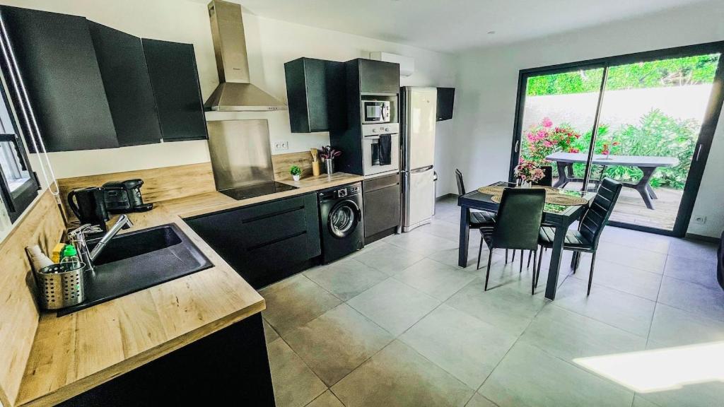 Instant Janin - Logement T3 climatisé plain pied avec jardin - 1