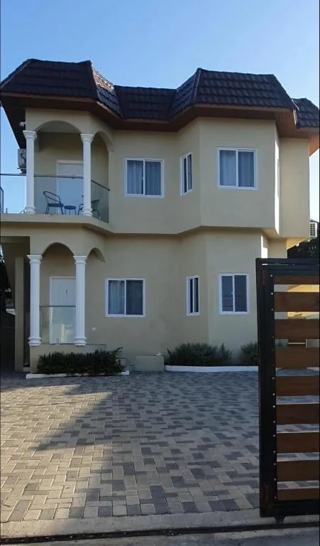 Sorina's Apartments，位于欧丘里欧的酒店