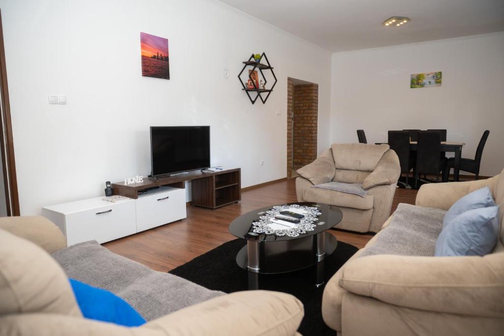 Kuća NP, Bačka Topola