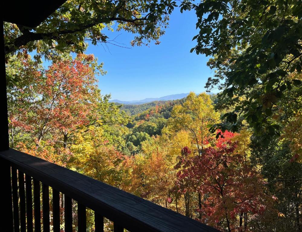 Peek-A-View, Sevierville