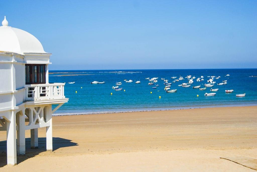 Three bedrooms in La Caleta - 1