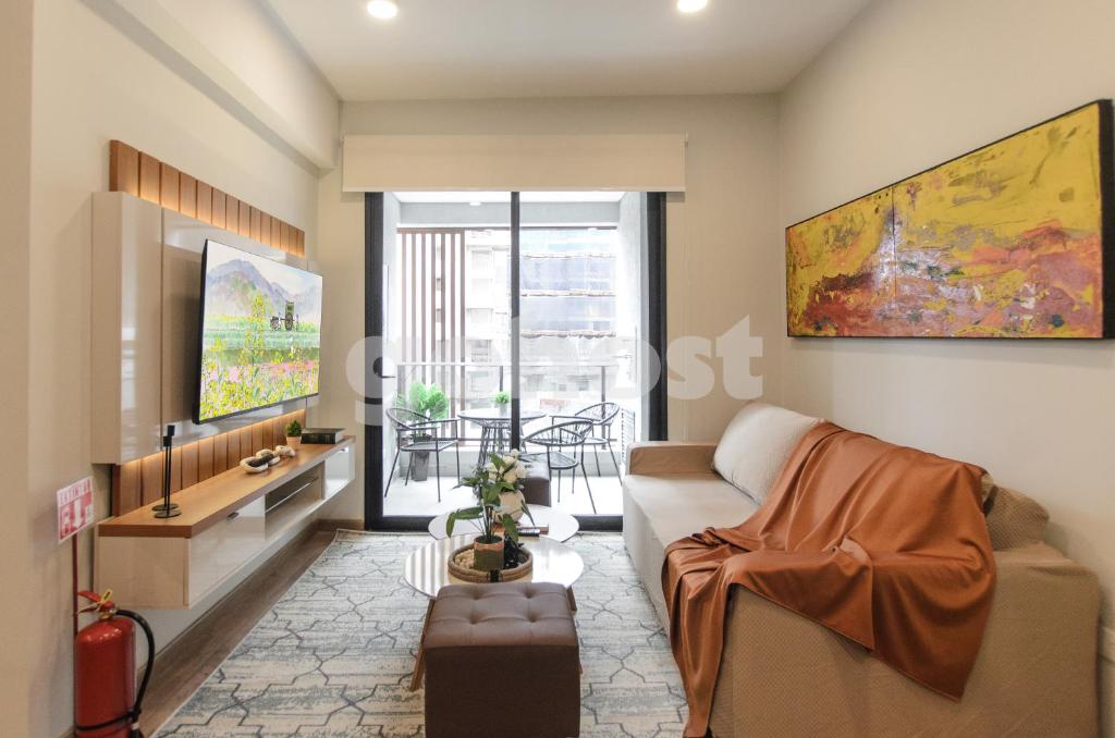 Luxury 2 BR Villa Morra Apt w AC, Pool & Gym - 2