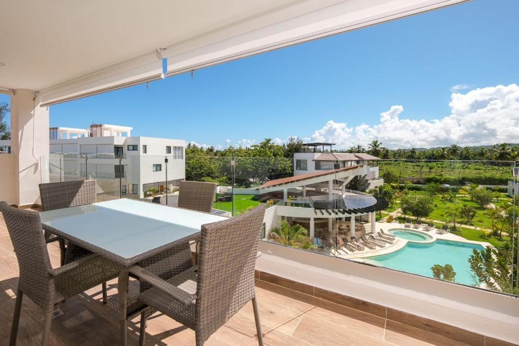 Upper-Level Penthouse, Beachfront Residence, Las Terrenas
