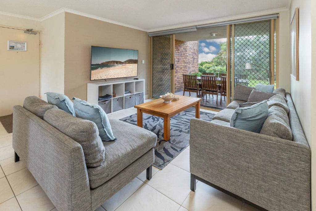 Oceanside 17 Breezes, Blueys Beach