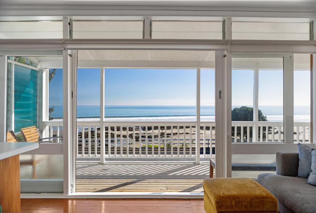 Te Hu - Ahipara Beachfront Bach, Ahipara