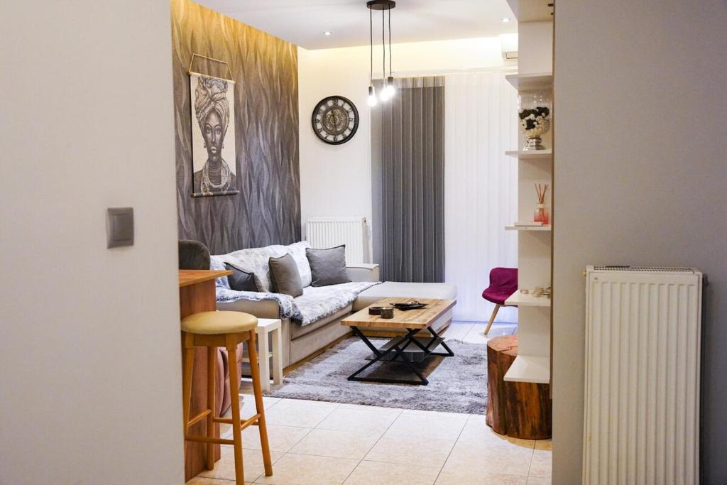 Fully renovated and comfortable apartment!, Volos