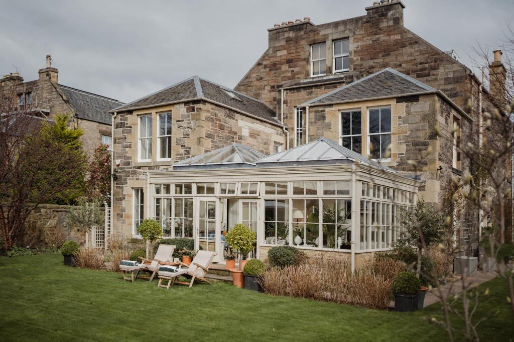 Private and Prestigious Luxury Home, Edinburgh