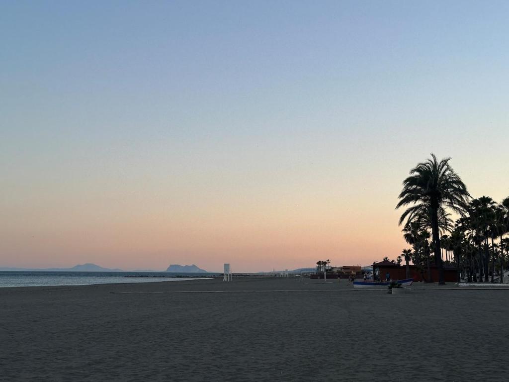 2 Bed Apartment Estepona Centre next to the Beach! - 3