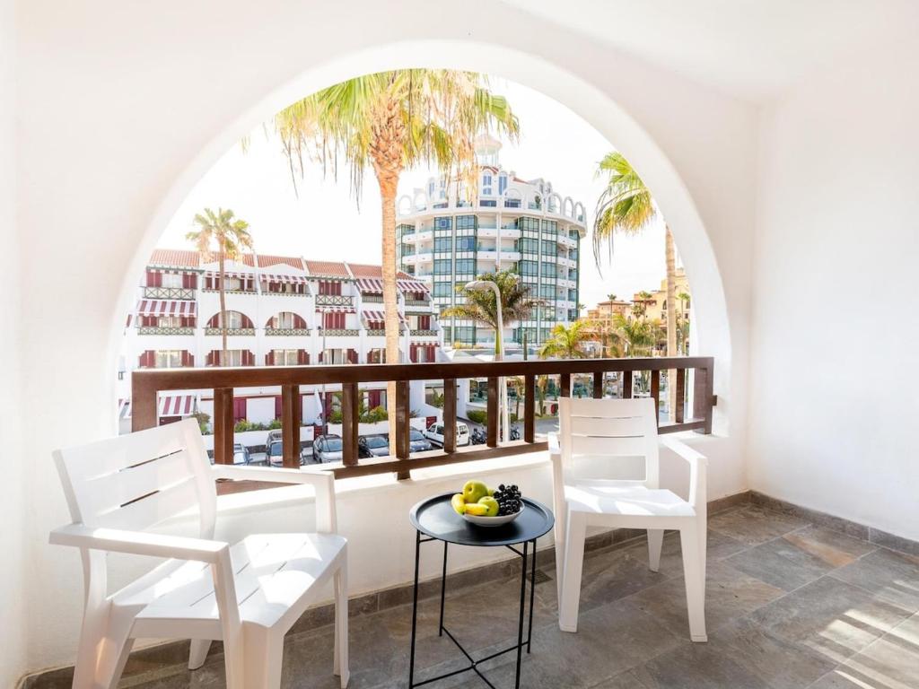 4008 Great location in Las Americas, Sea Front!, Playa de las Americas