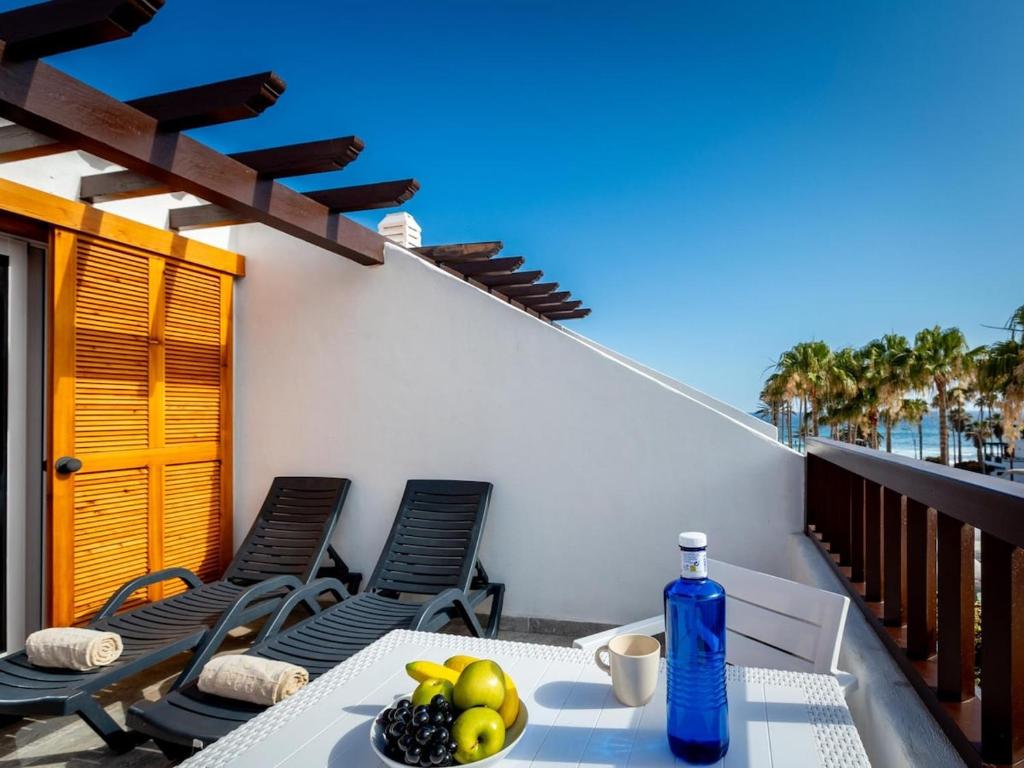 4008 Great location in Las Americas, Sea Front! - 3