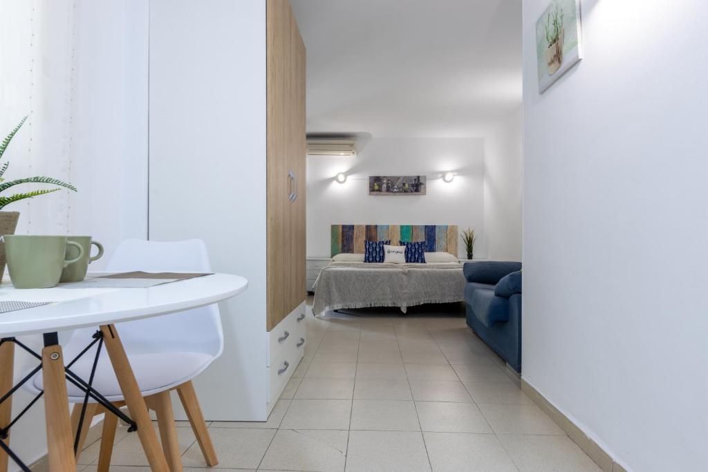 Estudio a 100 metros de la playa - 1