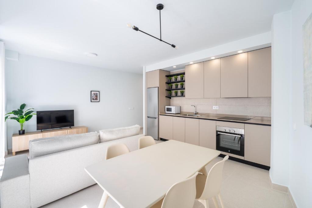 Moott Homes Suites Arco de Braulio 1B - 3