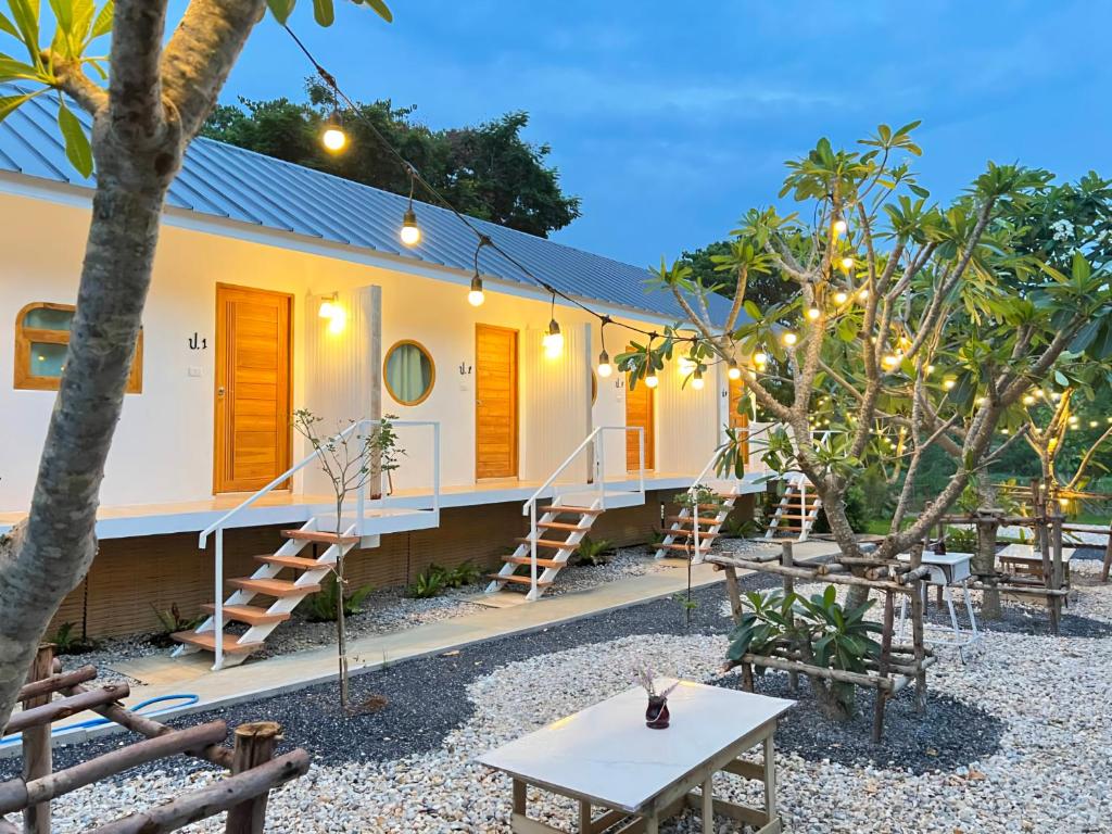 บ้านเป็ดน้อย Little duck cottage, Ban Khlong Yang