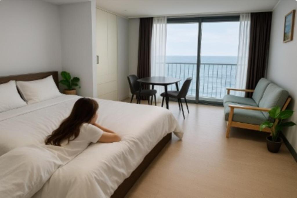 Yeosu UTOP UBLESS All Rooms Stunning Ocean View, Josu