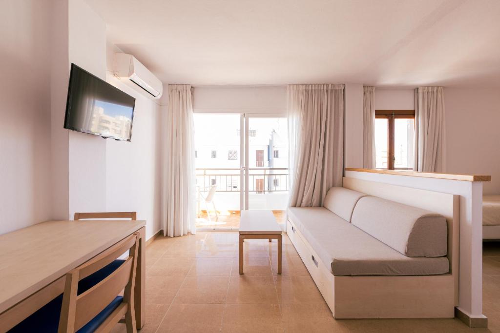 Bossa Bay - MC Apartments Ibiza - 5