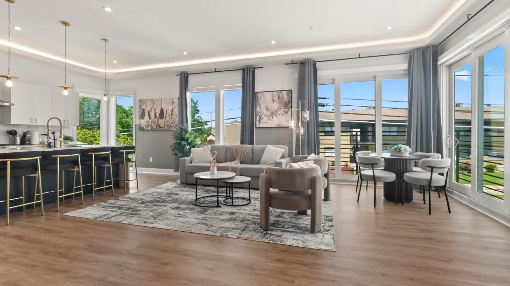 Apartmint at Fitzhugh - Dallas, Dallas