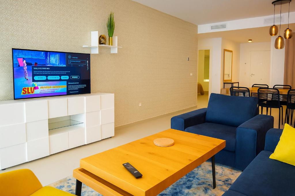 Apartment Sleeps 4 with Gym & Spa - 1