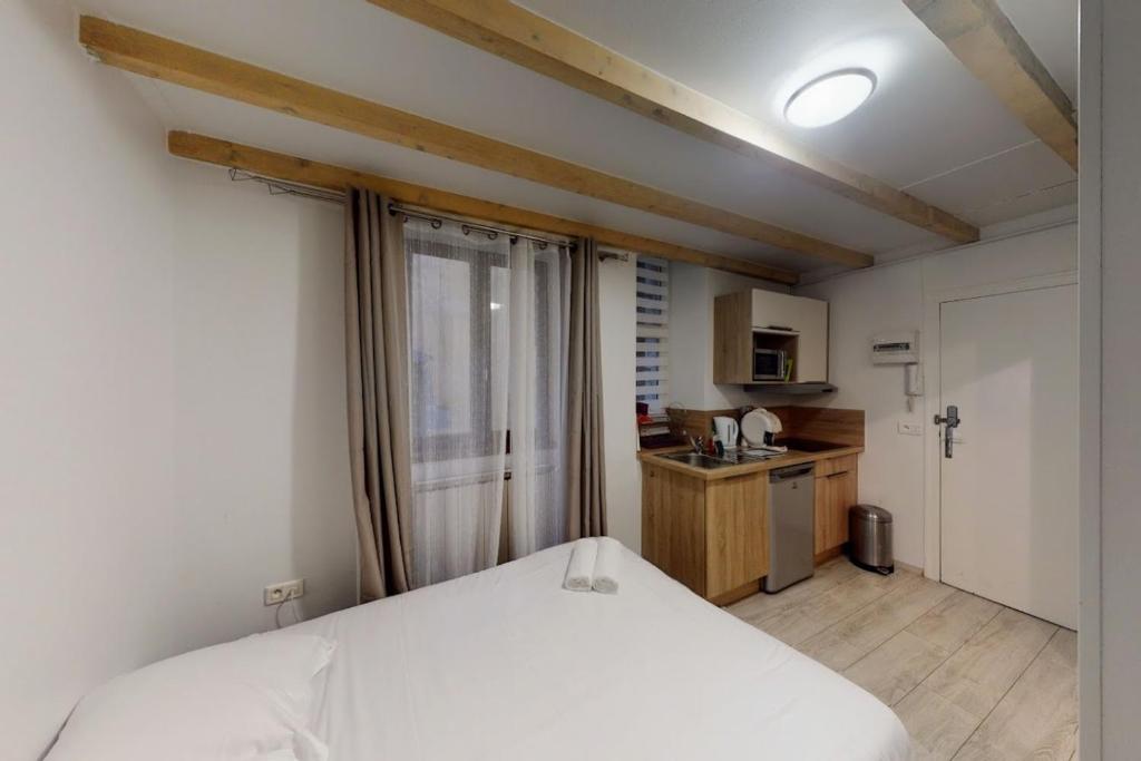 Le Veyrier - Small studio for 2 people in the heart of the old town - 5