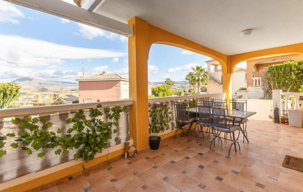 Beautiful Home In Busot, Busot