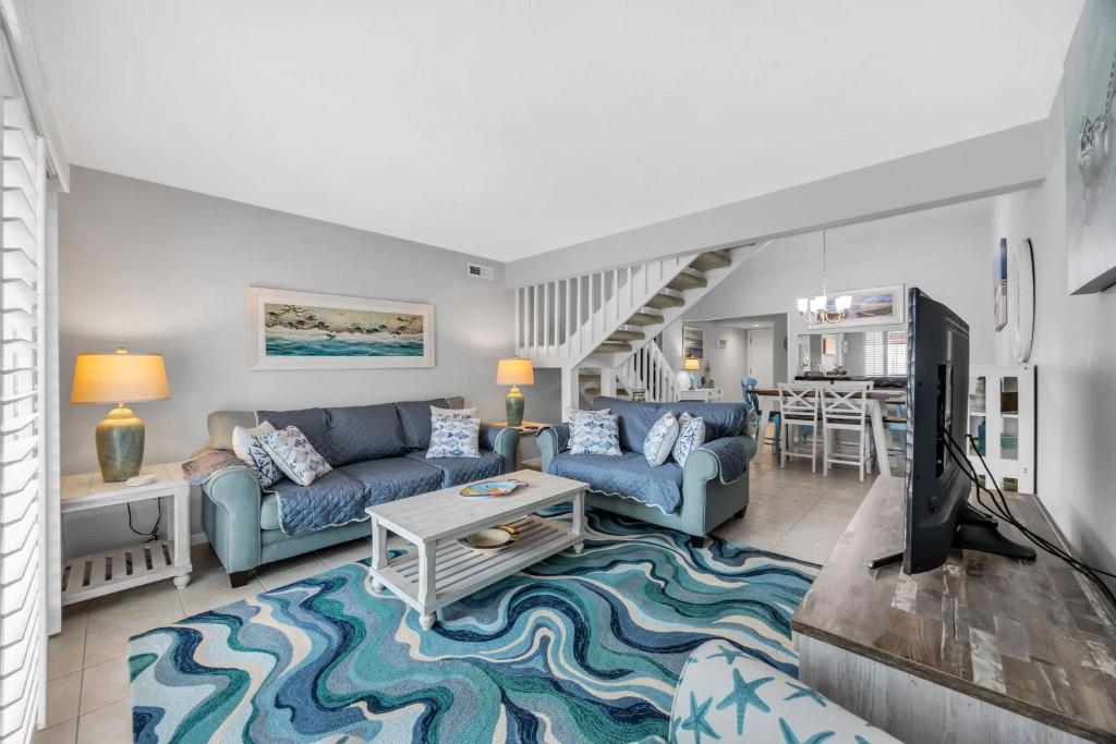 Anchorage by the Sea Ocean View Balconies and Pool, Myrtle Beach