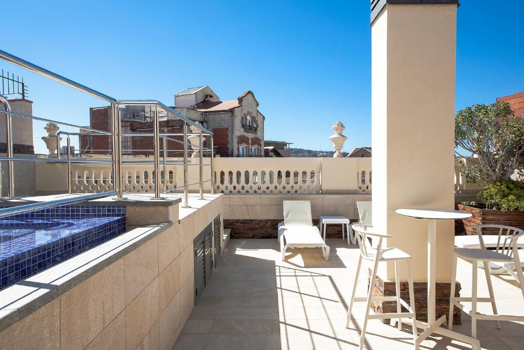 Ciutat Vella — Swimming pool in Barcelona, Catalonia