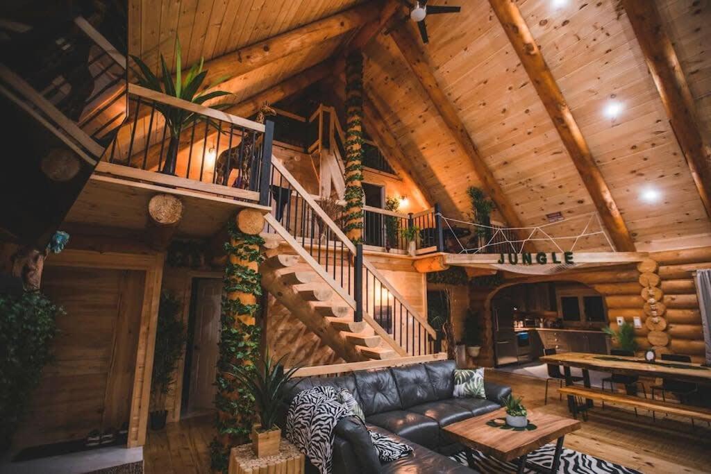 Welcome to the JUNGLE - Log cabine - SPA, Saint-Philémon