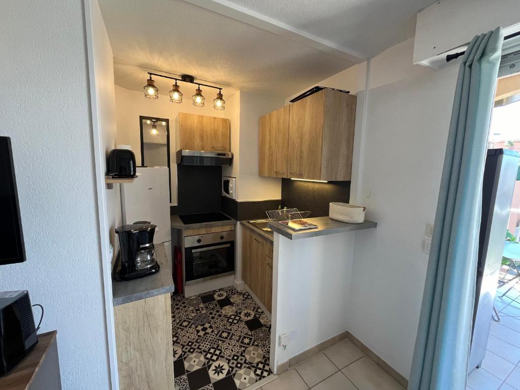 Appartement 2Pièces à Fréjus Plage avec Garage - FR-1-466A-53 - 4