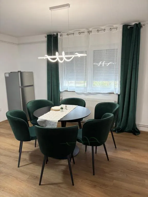 Apartman Anita，位于库蒂纳的酒店