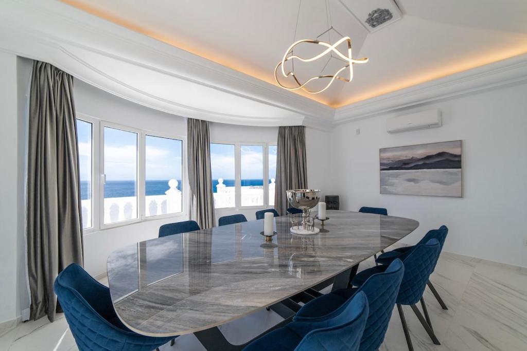 Casa Leon, Exceptional 6 bed - 2