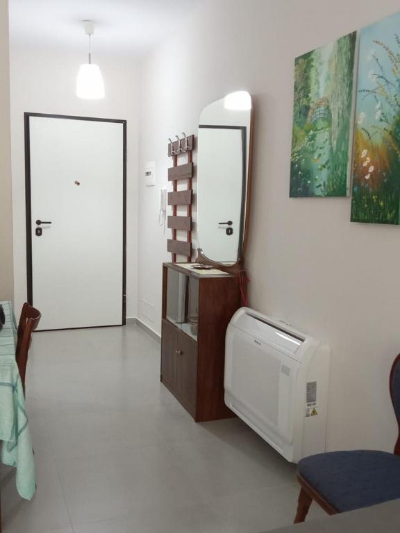 Leku Apartment, Valona