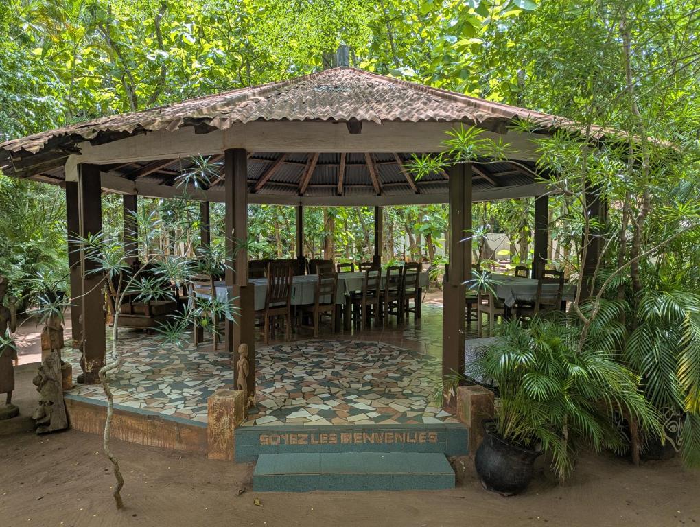 Chez Monique, Abomey