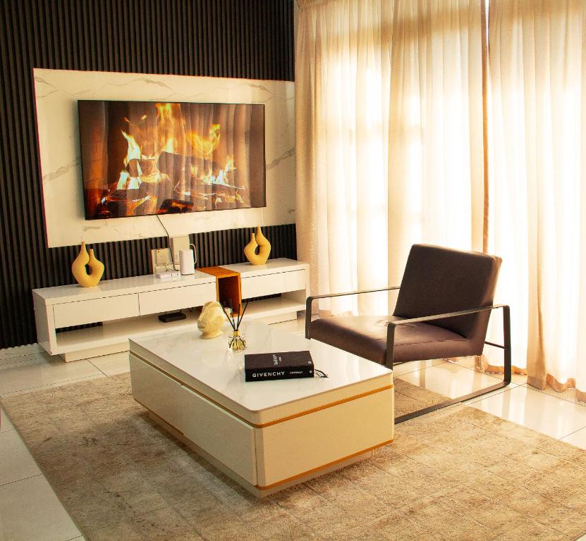 2BR-2BA - Rivonia Residence 1, Johannesburg