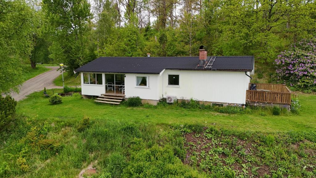 Henrys utanför Ullared, Ullared