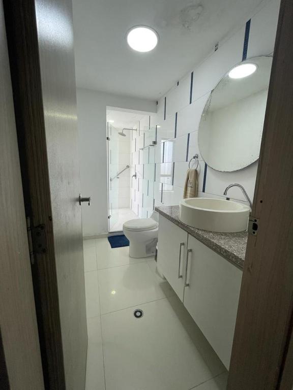 Apartamento con Vista al Mar Torremarina Premium - 4