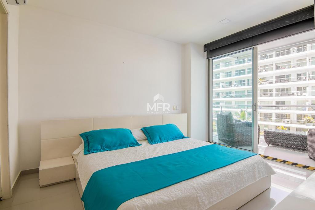 Morros Ultra, Beachfront & 2 Bedrooms by Inmobiliaria MFR - 2