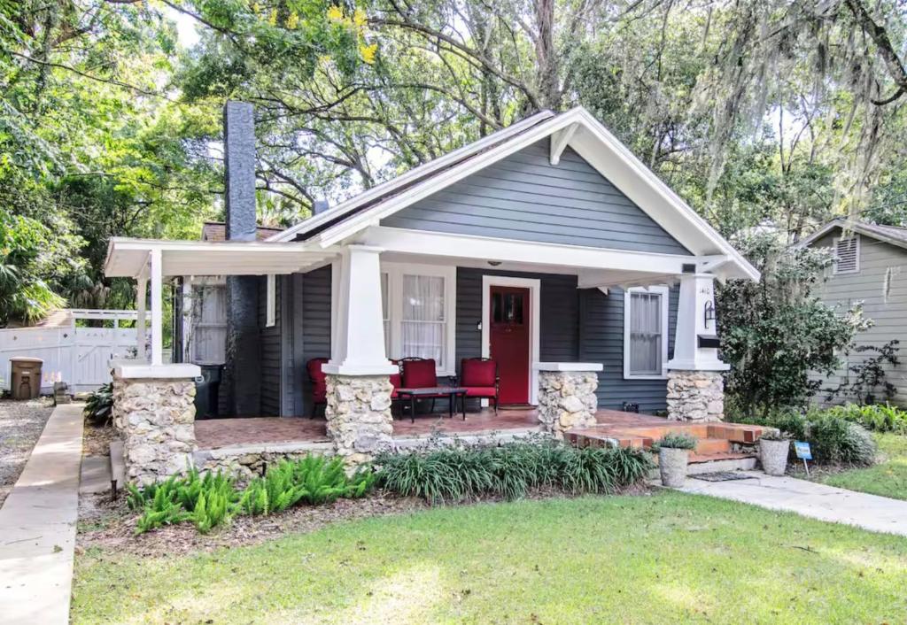 The Curated Cottage, Ocala