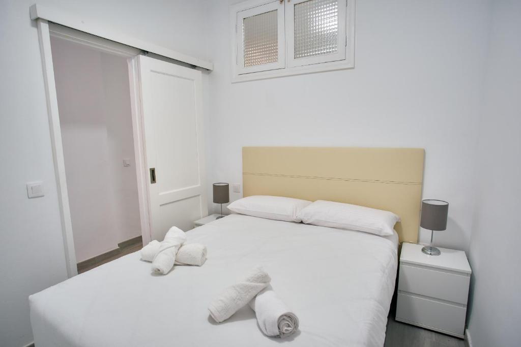 Urban Flat in Santa Catalina - 4 min walk to beach - 3