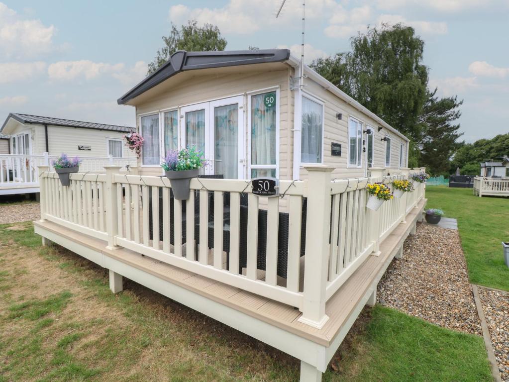 Seashell Lodge, 50 Foxburrow Hang, Great Yarmouth