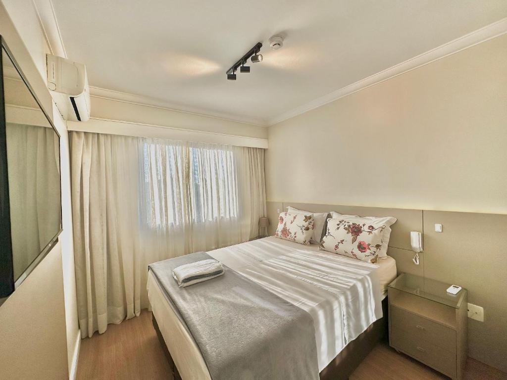 Apart-Hotel Próximo Metrô c/ garagem UH 1201, São Paulo