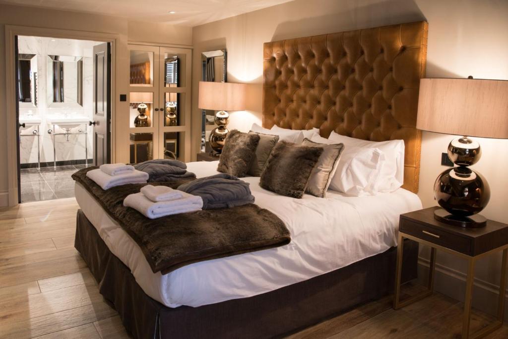 Freemasons at Wiswell, Whalley