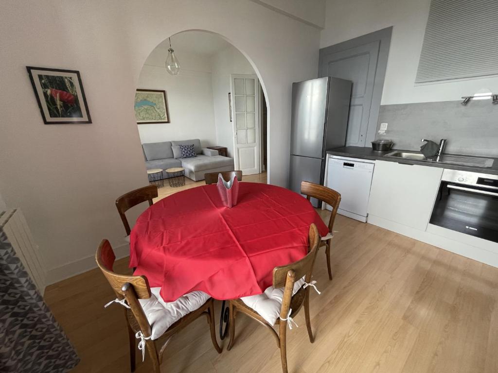 Bel appartement à Évian-les-Bains, animaux admis - FR-1-498-68 - 1
