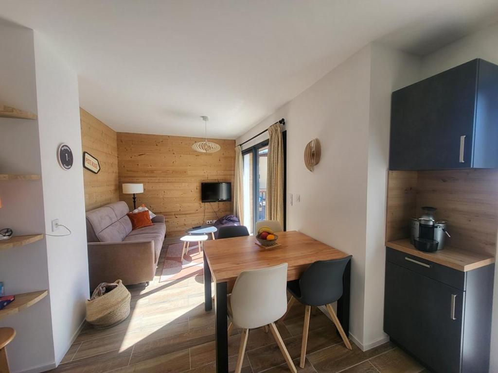 Bel appartement à Montgenèvre avec parking couvert - FR-1-266-251 - 5