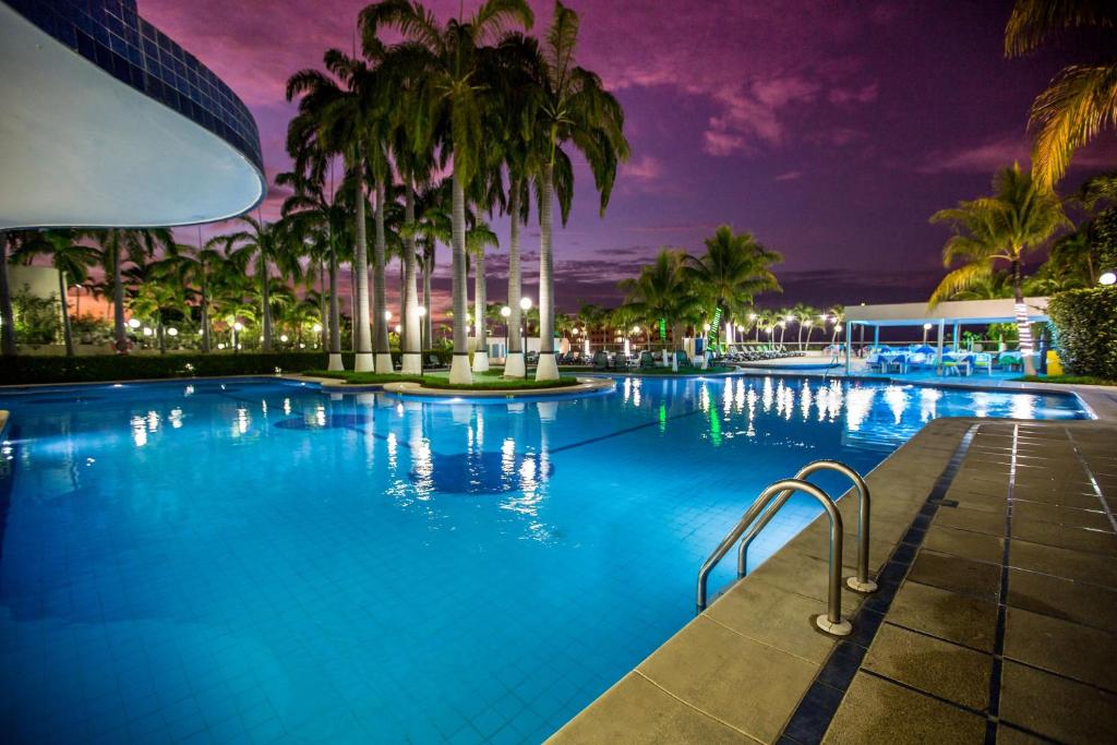 Swimming pool, Hotel Ole Caribe in Macuto