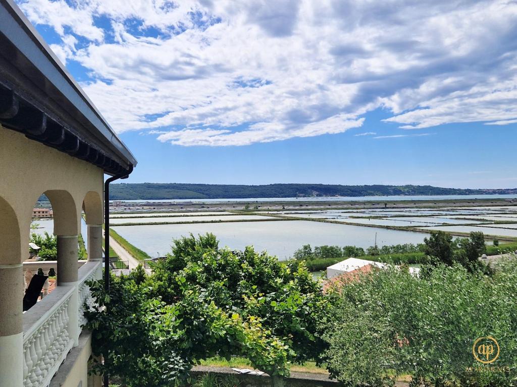 Apartment Bea - Saltpans view, Portorož