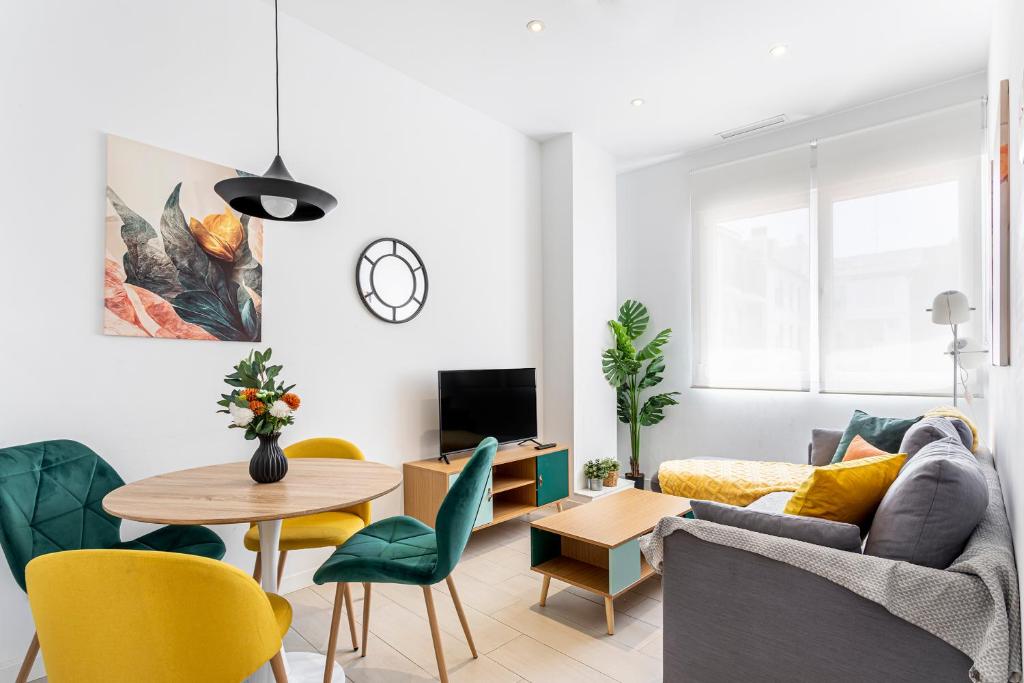 R&C APARTMENTS CLOSE to CENTER, Valencie