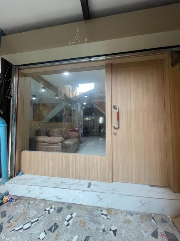 WannaB Hostel, Khlong San